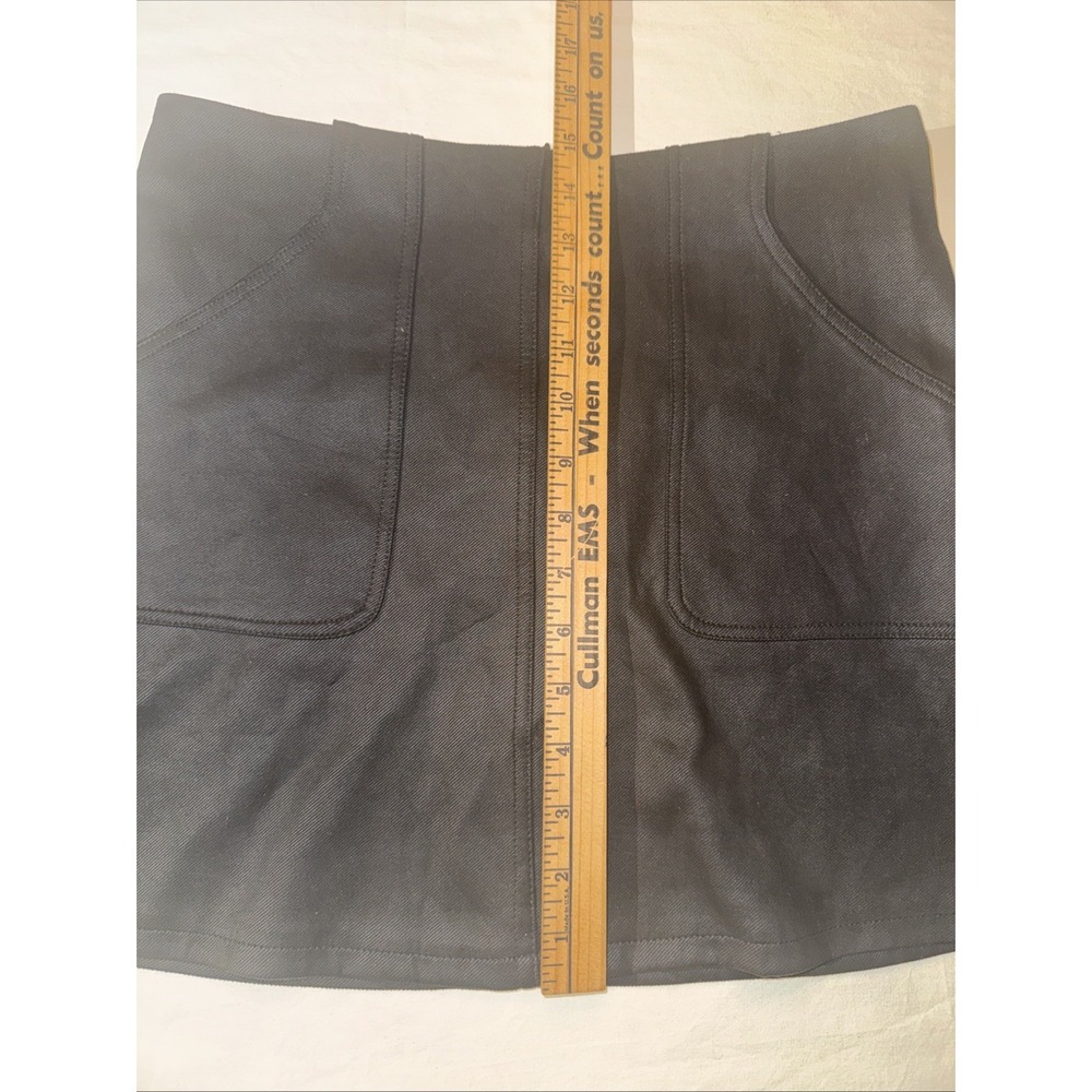 Listicle Black Mini Skirt Women Size Small Front Pockets Rear Zip - Picture 2 of 5